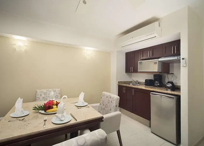 Hotel El Cid La Ceiba –