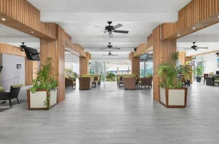 Hotel El Cid La Ceiba –