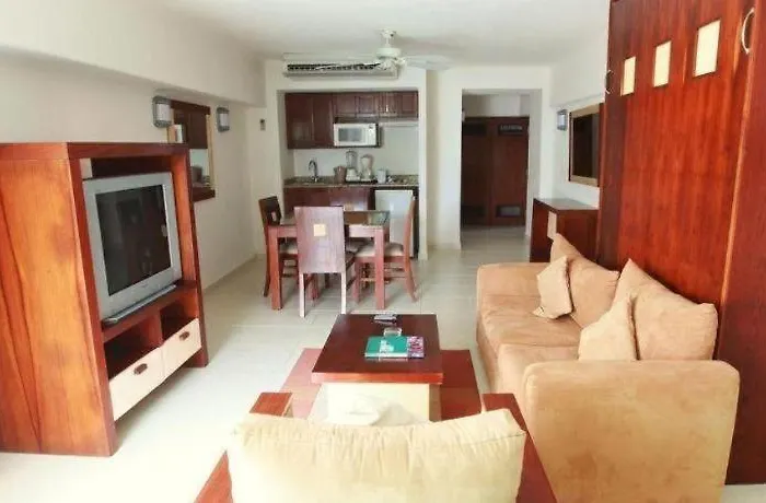 El Cid La Ceiba – 4*