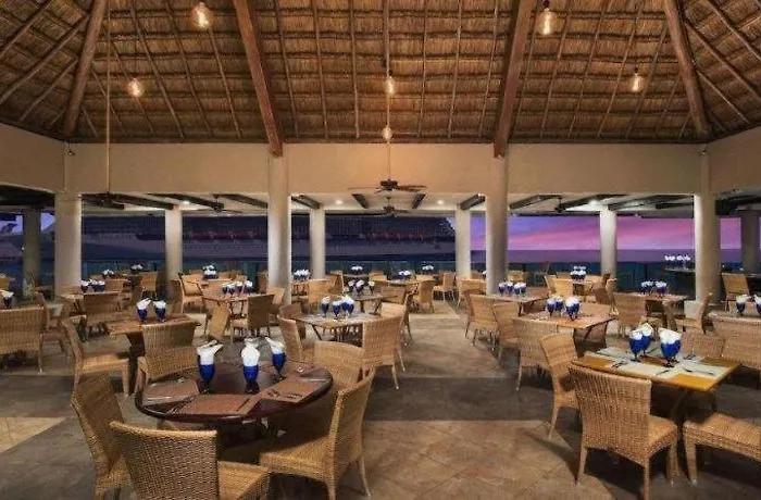 El Cid La Ceiba – Hotel 4*